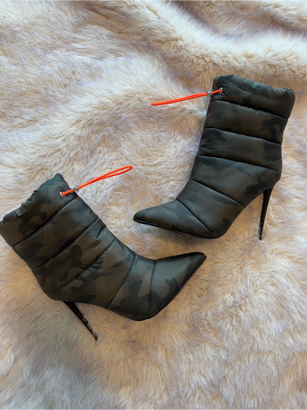 Steve Madden Camo Quilted Pointed-Toe Stiletto Ankle Boots with Orange Toggle